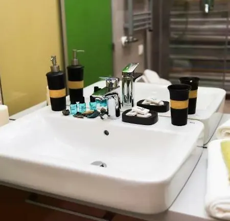 Urban Nest Apartments- Old Town Stradomska 9 * Краков