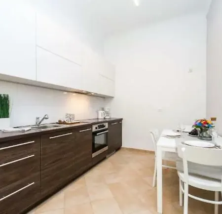 Апартаменты Urban Nest Apartments- Old Town Stradomska 9
