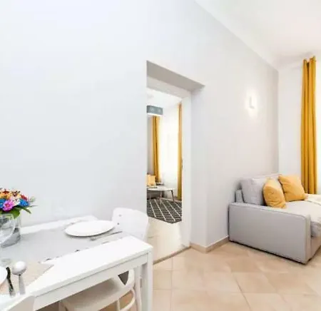 Апартаменты Urban Nest Apartments- Old Town Stradomska 9 Краков