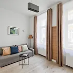 Urban Nest Apartments- Old Town Stradomska 9 *