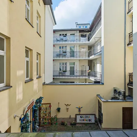 Urban Nest Apartments- Old Town Stradomska 9 Apartamento Cracovia