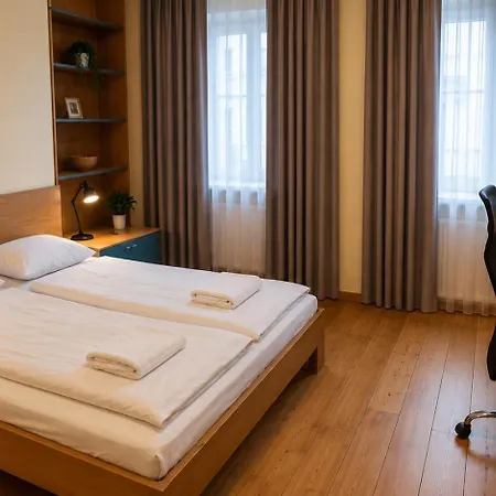 Urban Nest Apartments- Old Town Stradomska 9 아파트 *