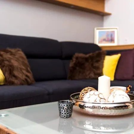 Апартаменты Urban Nest Apartments- Old Town Stradomska 9 Краков