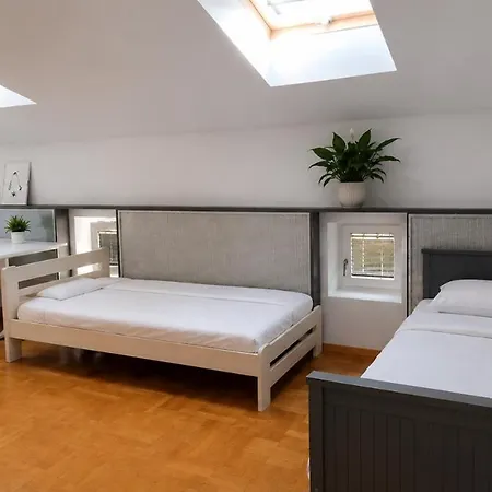 Urban Nest Apartments- Old Town Stradomska 9 *
