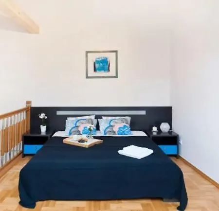 Urban Nest Apartments- Old Town Stradomska 9 * Krakov