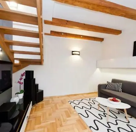 Urban Nest Apartments- Old Town Stradomska 9 Lägenhet