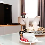 Urban Nest Apartments- Old Town Stradomska 9 クラクフ
