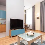 Urban Nest Apartments- Old Town Stradomska 9 アパート