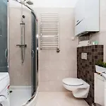 Urban Nest Apartments- Old Town Stradomska 9 アパート *