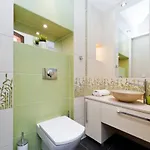 Urban Nest Apartments- Old Town Stradomska 9 クラクフ